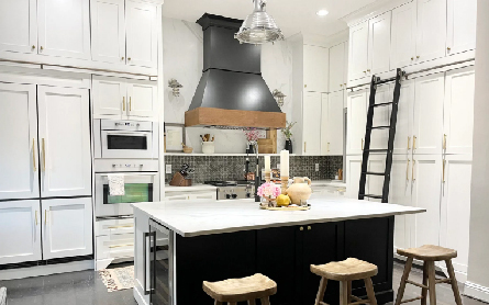Woodwalk Kitchen & Office
