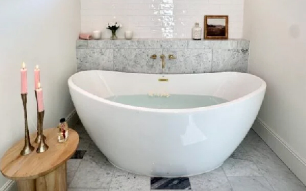 Marble-Subway Bathroom